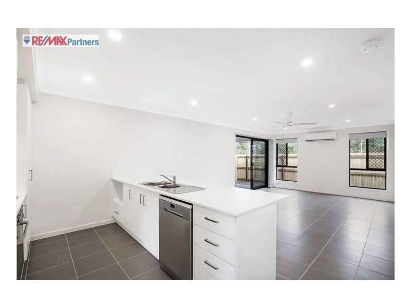 2/39 Seahaven Circuit, Pialba QLD 4655