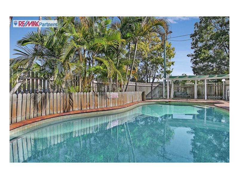 5/4 Pilot Street, Urangan QLD 4655