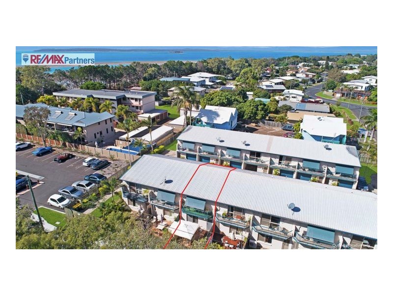 5/4 Pilot Street, Urangan QLD 4655