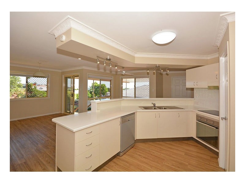 9 Faraday Court, Urraween QLD 4655