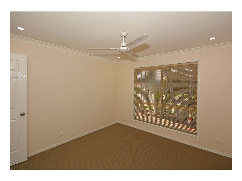 9 Faraday Court, Urraween QLD 4655