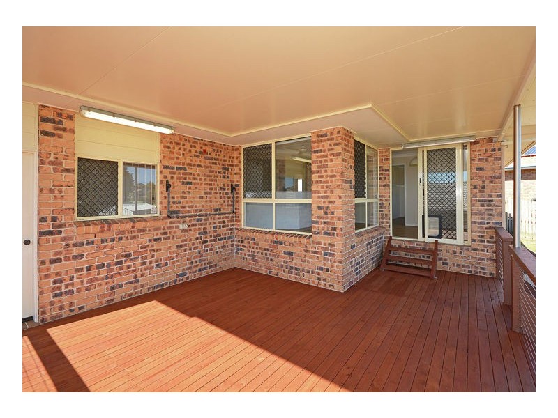 9 Faraday Court, Urraween QLD 4655