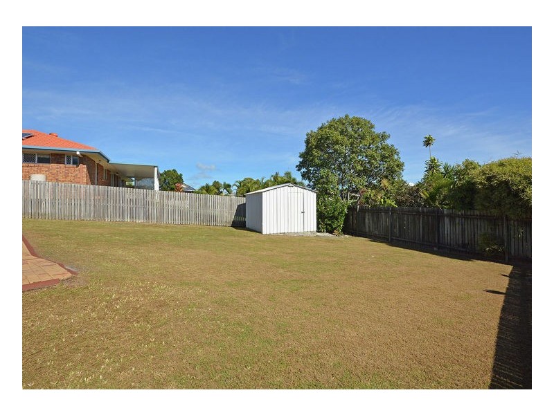 9 Faraday Court, Urraween QLD 4655
