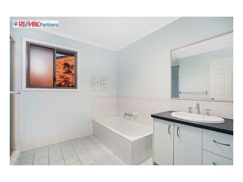 9 Byron Street, Scarness QLD 4655