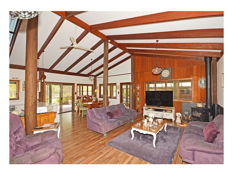1737 Torbanlea Pialba Rd, Burgowan QLD 4659