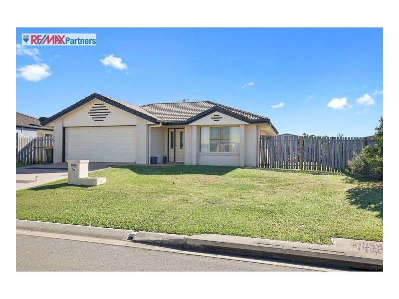 79 Endeavour Way, Eli Waters QLD 4655