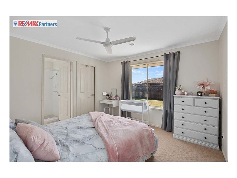 79 Endeavour Way, Eli Waters QLD 4655