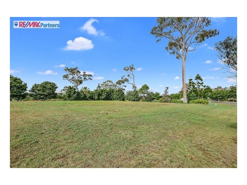 65 Barramundi Drive, Burrum Heads QLD 4659