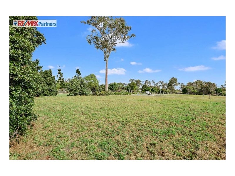 65 Barramundi Drive, Burrum Heads QLD 4659