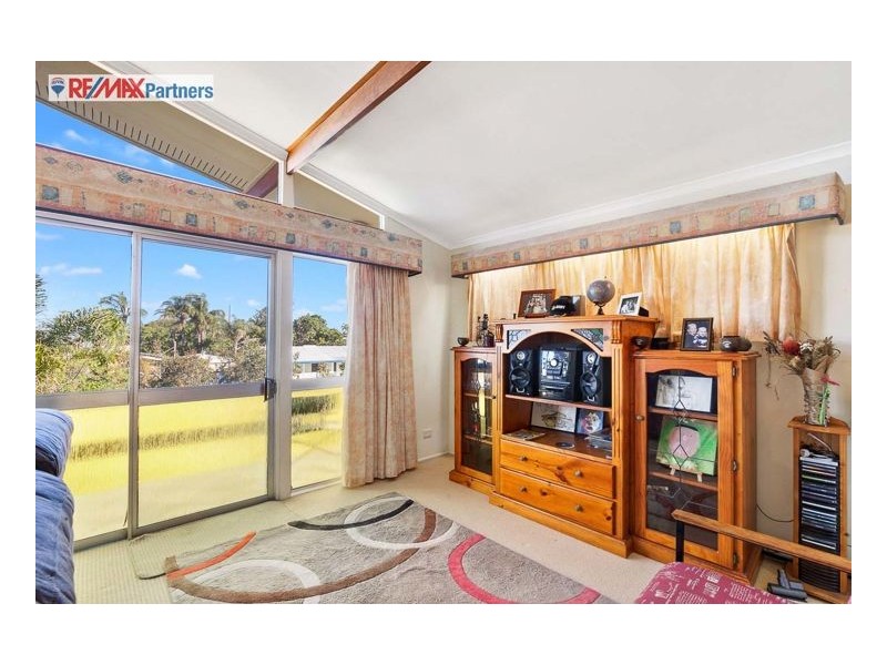 12 Ripley Avenue, Pialba QLD 4655