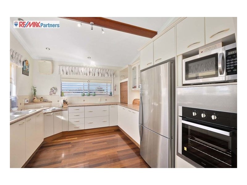 12 Ripley Avenue, Pialba QLD 4655