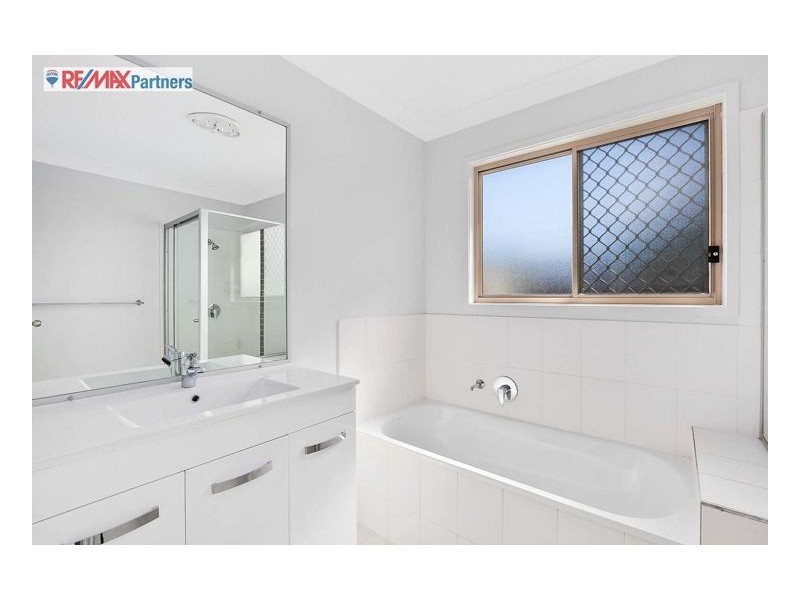 5 Swallow Tail Court, Toogoom QLD 4655