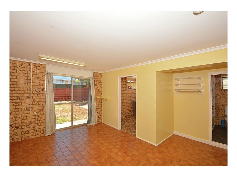 11 Hayworth Street, Point Vernon QLD 4655