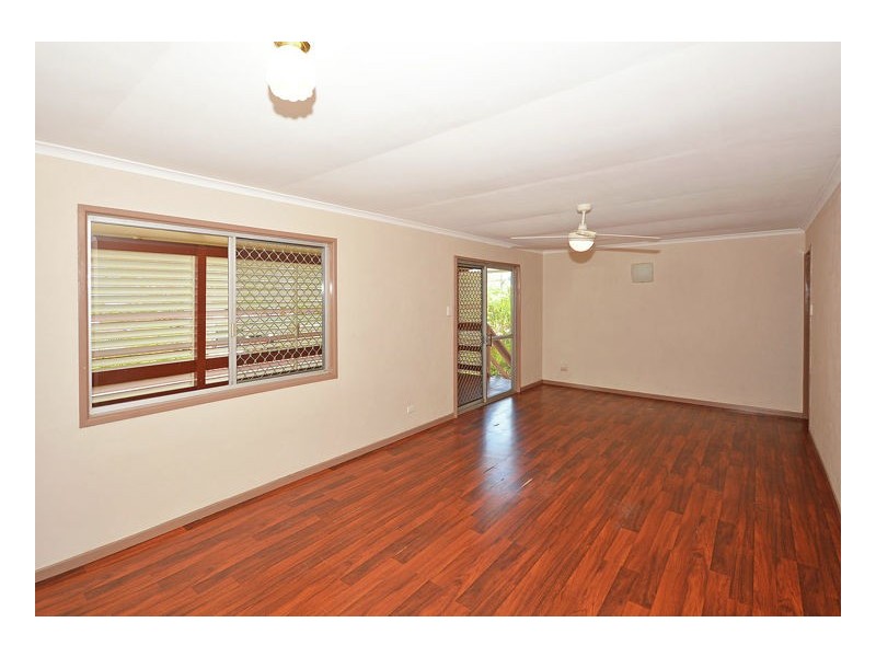 11 Hayworth Street, Point Vernon QLD 4655