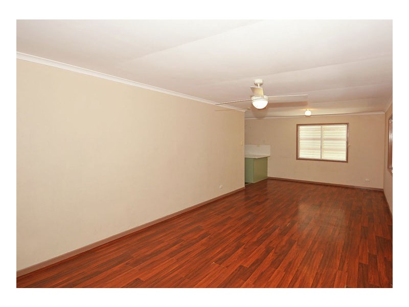 11 Hayworth Street, Point Vernon QLD 4655