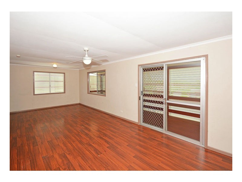 11 Hayworth Street, Point Vernon QLD 4655