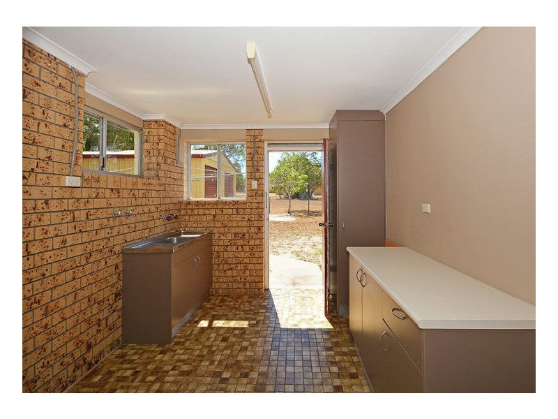 11 Hayworth Street, Point Vernon QLD 4655