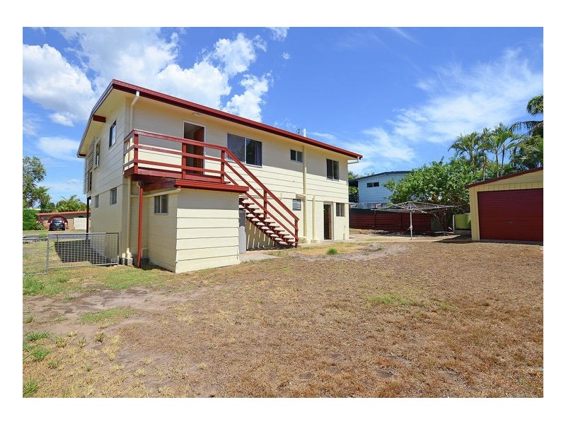 11 Hayworth Street, Point Vernon QLD 4655