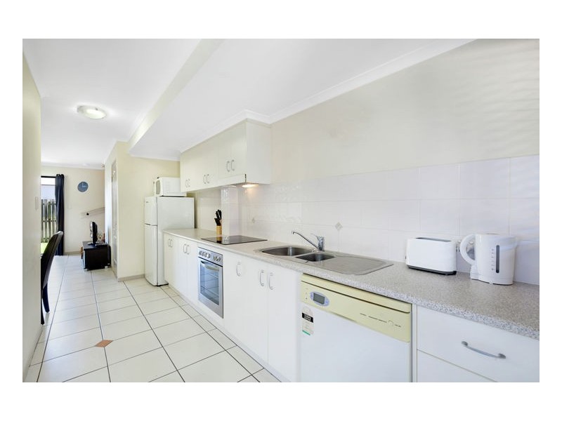 2/56-58 Main Street, Pialba QLD 4655