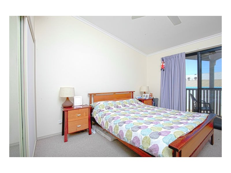 2/56-58 Main Street, Pialba QLD 4655