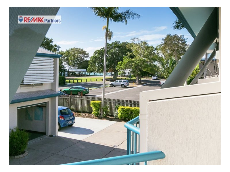 12/4 Pilot Street, Urangan QLD 4655