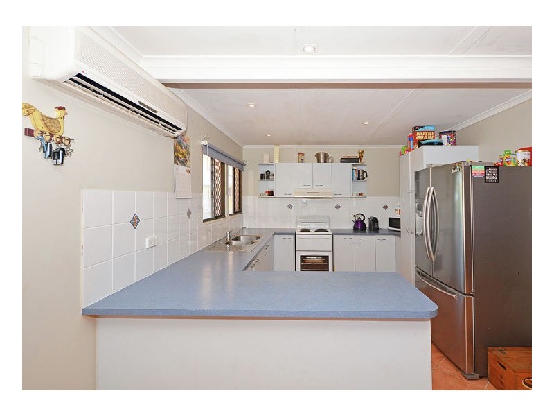 15 Jacobsen Outlook, Urraween QLD 4655