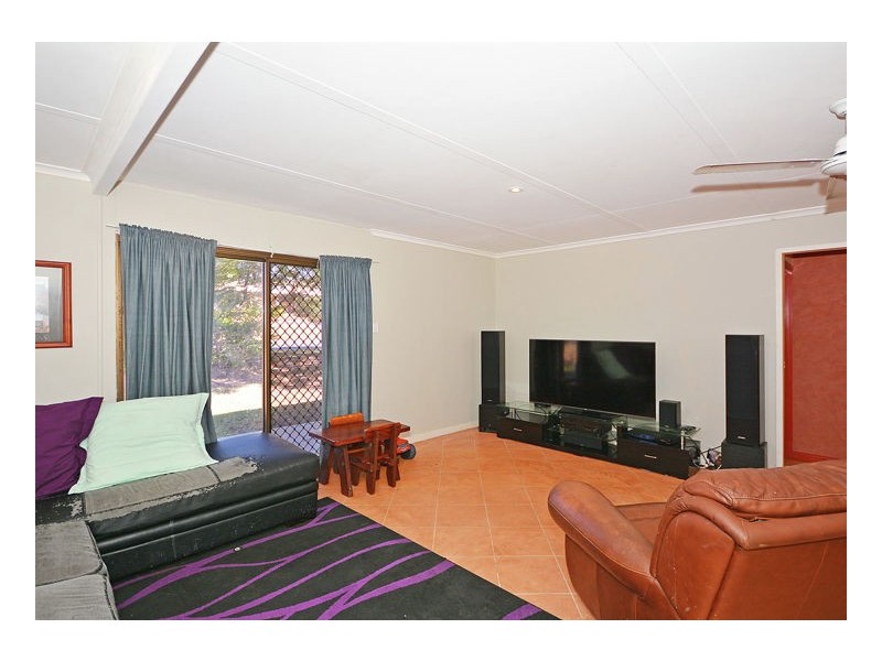 15 Jacobsen Outlook, Urraween QLD 4655