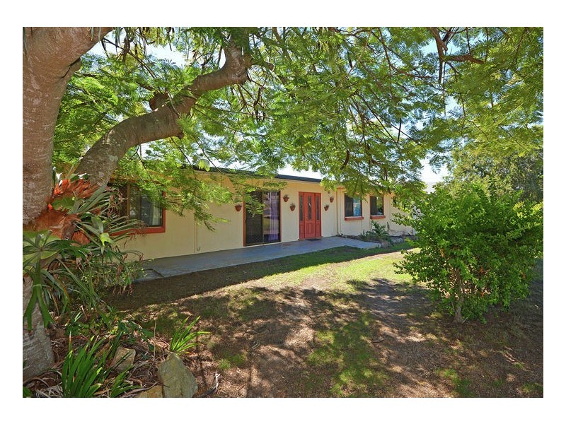 15 Jacobsen Outlook, Urraween QLD 4655