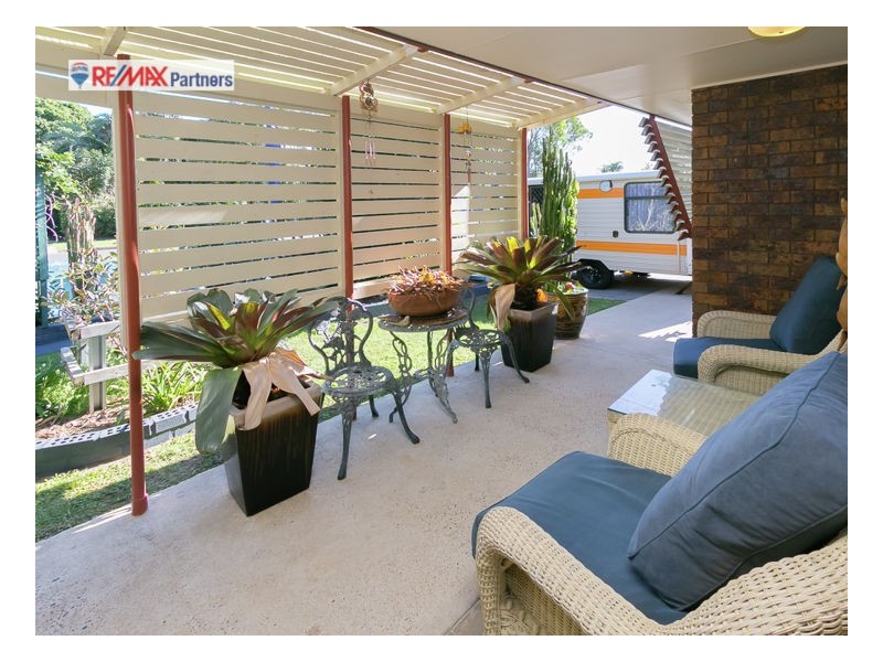 10 Gibbs St, Urangan QLD 4655