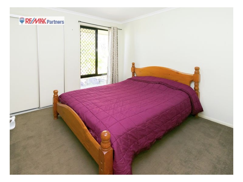 5 Bayrise Dr, Urangan QLD 4655