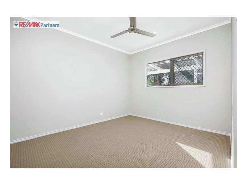 94 Boundary Road, Urangan QLD 4655