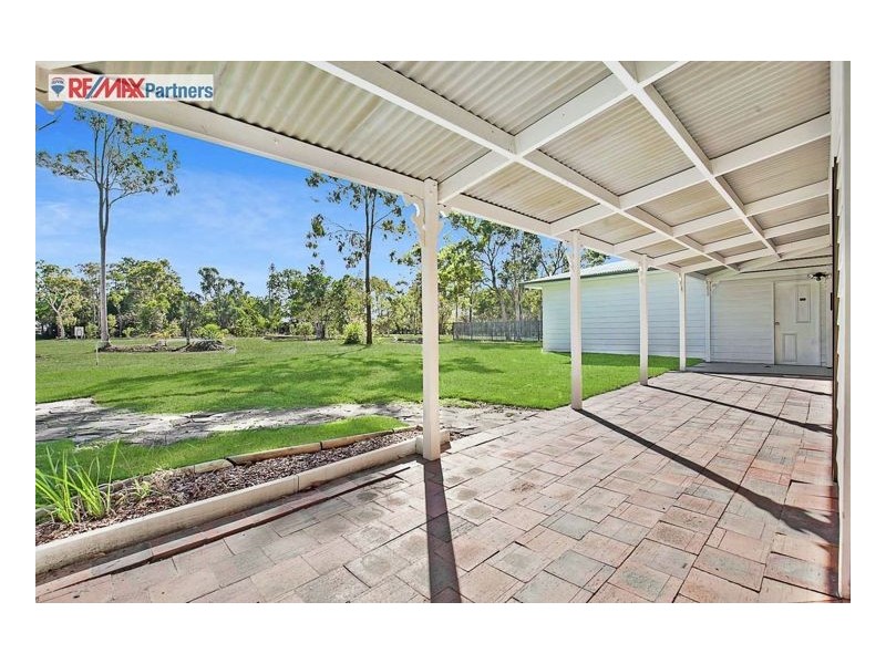 94 Boundary Road, Urangan QLD 4655