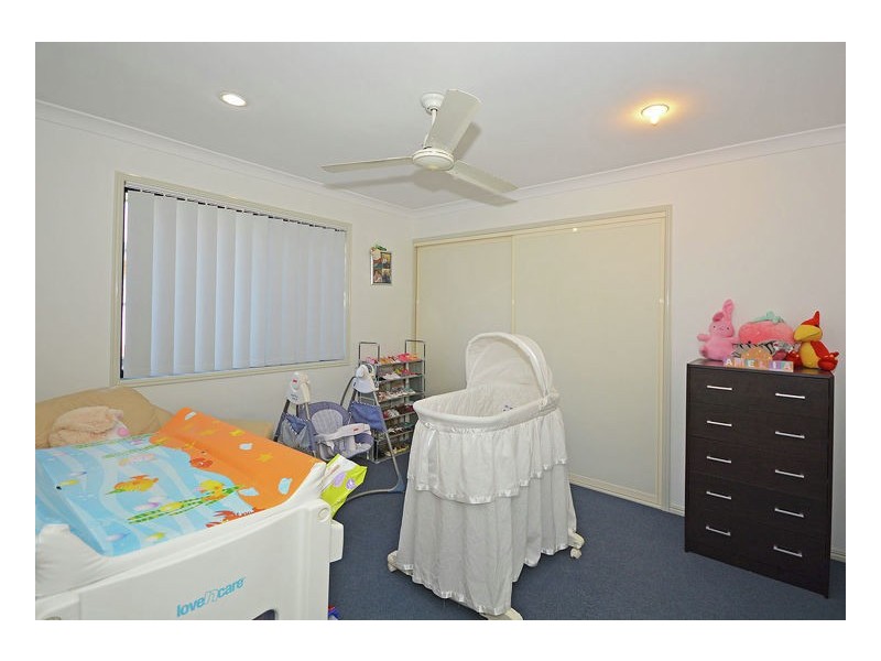 8 Arwon Close, Point Vernon QLD 4655