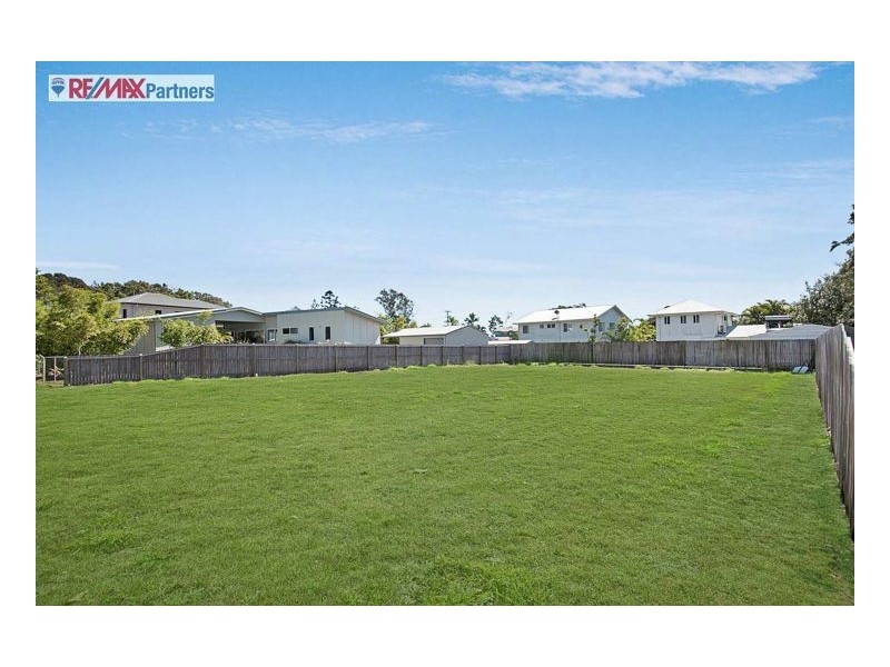 20 Fraser Waters Parade, Toogoom QLD 4655