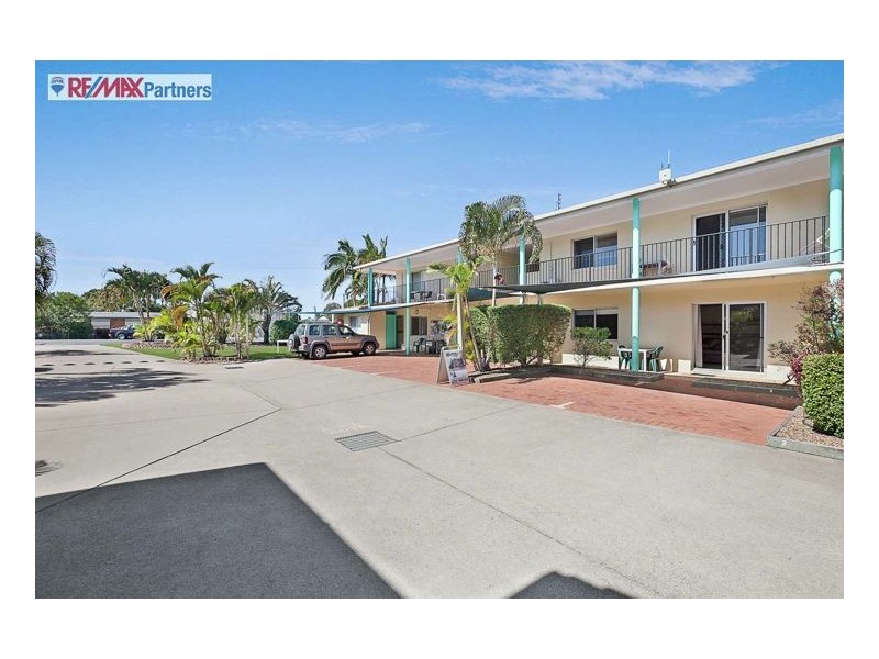 2/13-15 Ann Street, Torquay QLD 4655