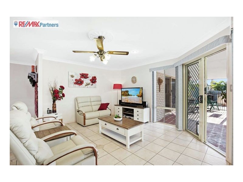 12 Merrilyn Court, Urangan QLD 4655