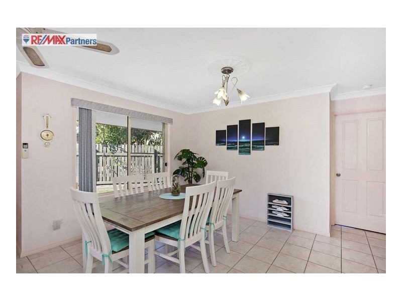 12 Merrilyn Court, Urangan QLD 4655