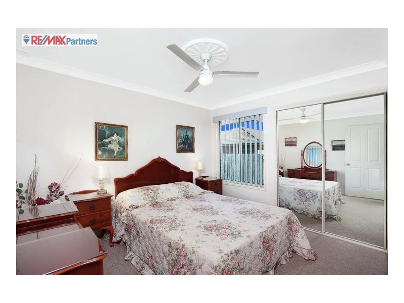 12 Merrilyn Court, Urangan QLD 4655