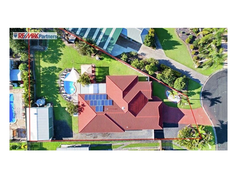 12 Merrilyn Court, Urangan QLD 4655