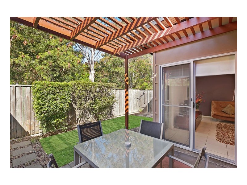 26/80 Moolyyir Street, Urangan QLD 4655