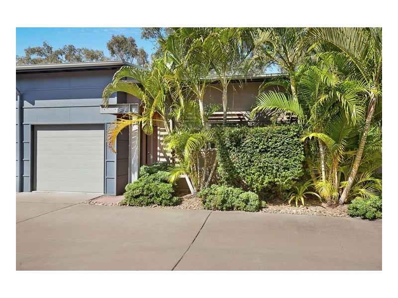 26/80 Moolyyir Street, Urangan QLD 4655