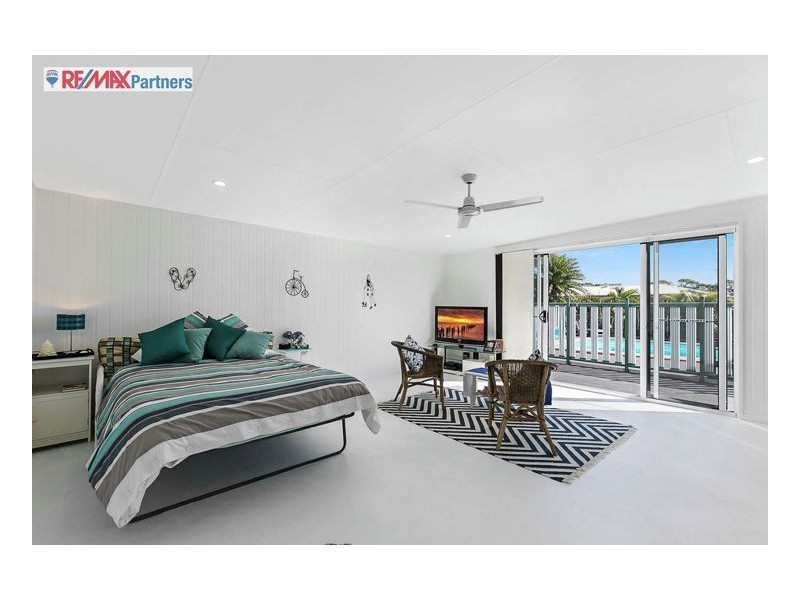 11 Lakeside Court, Torquay QLD 4655