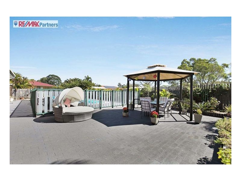 11 Lakeside Court, Torquay QLD 4655
