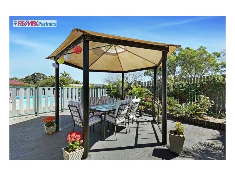 11 Lakeside Court, Torquay QLD 4655