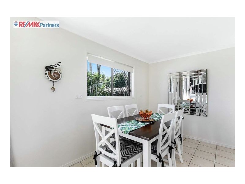 11 Lakeside Court, Torquay QLD 4655