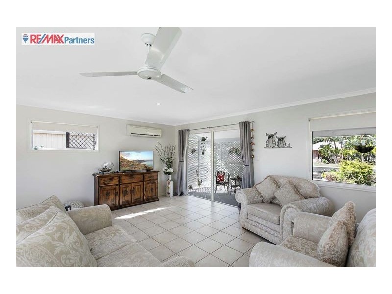 11 Lakeside Court, Torquay QLD 4655