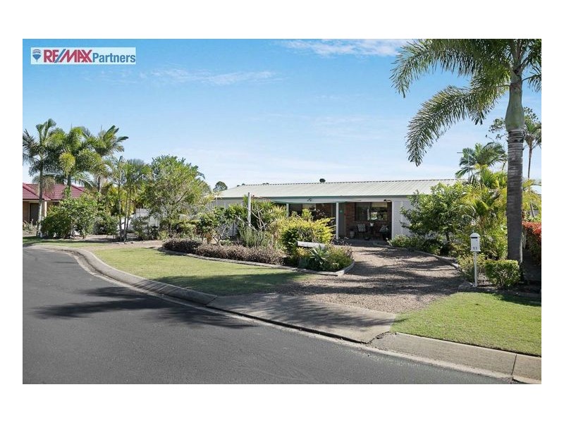 11 Lakeside Court, Torquay QLD 4655