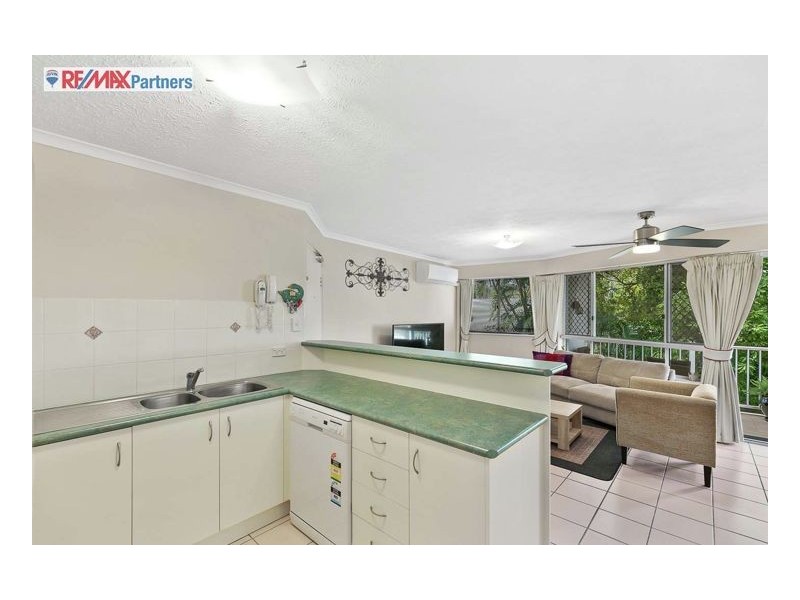 7/407 Esplanade, Torquay QLD 4655