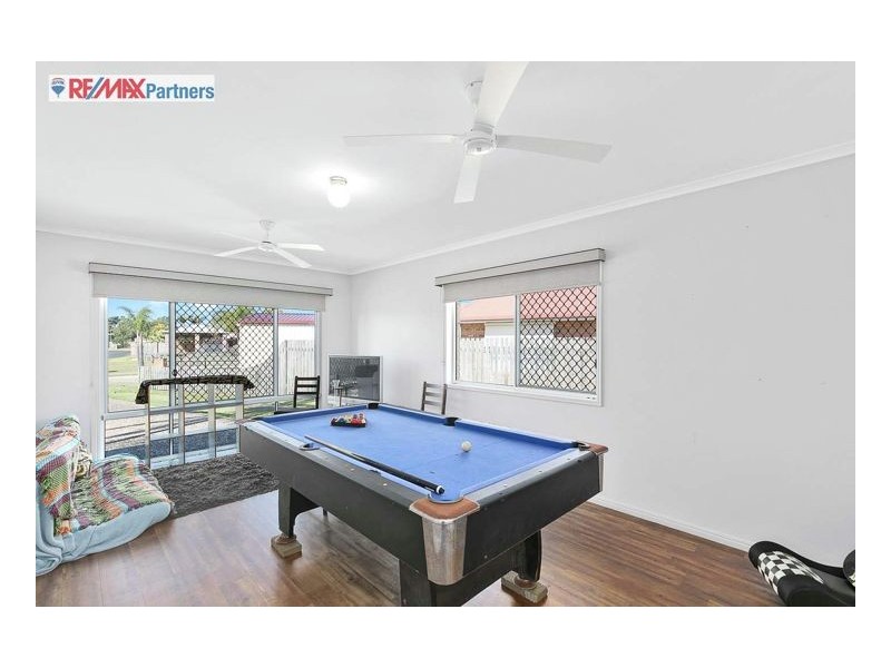 12 Golden Court, Kawungan QLD 4655