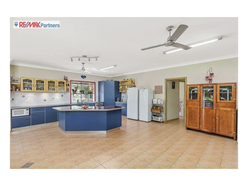 94 Pacific Haven Circuit, Pacific Haven QLD 4659